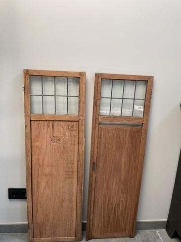 Oude houten (kast)deurtjes glas in lood-klein prijsje beschikbaar voor biedingen
