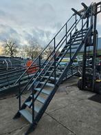 Stalen trap antraciet. Hoog 3,6 mtr. Nob193, Doe-het-zelf en Verbouw, Ladders en Trappen, Ophalen, Zo goed als nieuw, 2 tot 4 meter