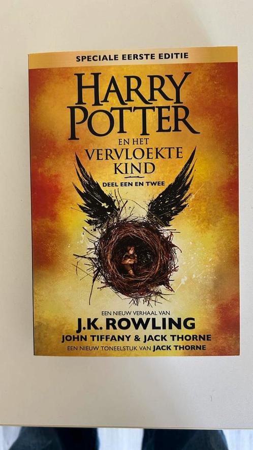 Harry Potter en het vervloekte kind, deel een en twee, Boeken, Kinderboeken | Jeugd | 13 jaar en ouder, Zo goed als nieuw, Ophalen of Verzenden