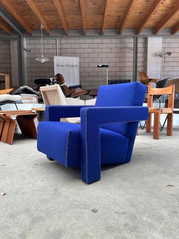Cassina Utrecht fauteuil, Gerrit Rietveld (voorraad: 2) beschikbaar voor biedingen