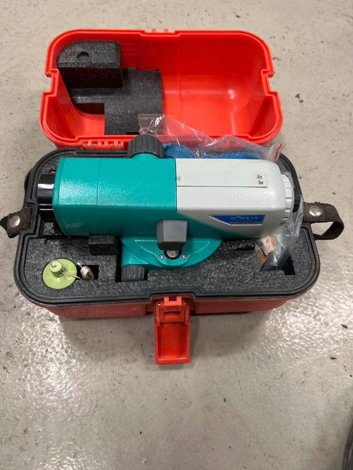 Sokkia C320 Waterpasinstrument - Nette Staat, Doe-het-zelf en Verbouw, Meetapparatuur, Gebruikt, Ophalen
