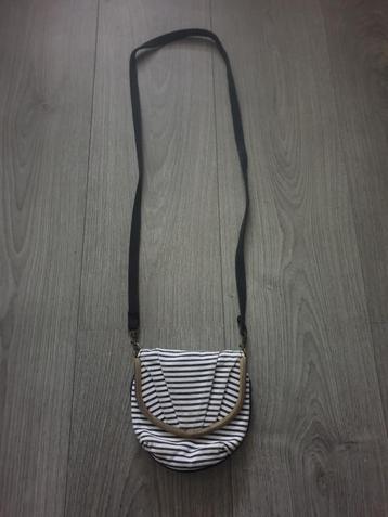 Zwart wit mini schoudertasje ~ TH0501 beschikbaar voor biedingen