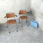 Gispen 208 stoelen + lectuurbak - Van der Stroom, Ophalen