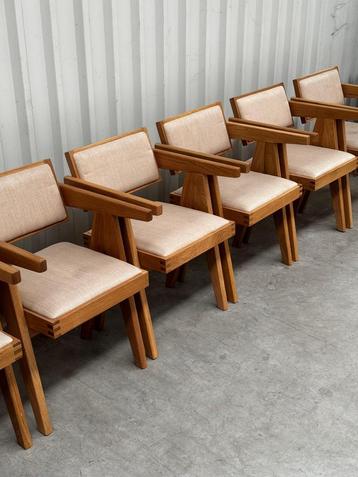 8x Pierre jeanneret stoel massief eiken - licht eiken beschikbaar voor biedingen