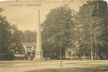 (300-456-013) Apeldoorn Gedenknaald beschikbaar voor biedingen
