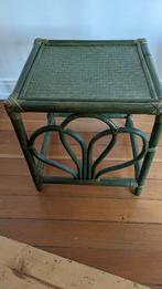 Rotan Retro Vintage Frans groen  tafeltje bijzettafel, Minder dan 45 cm, Rond, Ophalen of Verzenden, Minder dan 55 cm