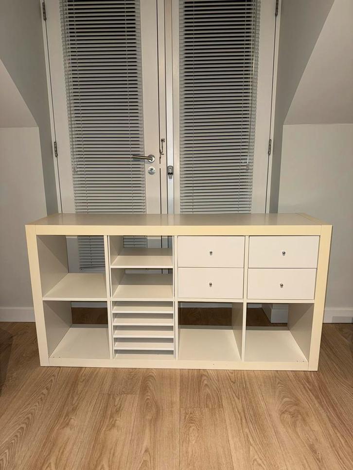 Kallax kast, Huis en Inrichting, Kasten | Wandmeubels, Gebruikt, Minder dan 100 cm, Minder dan 150 cm, 25 tot 50 cm, Met lade(s)