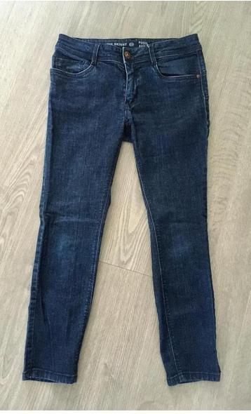 Mooie donkerblauwe skinny push up  jeans, mt 36 beschikbaar voor biedingen