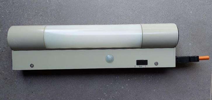 Bureau - wand - plafond lamp met benaderingssensor, Huis en Inrichting, Lampen | Overige, Zo goed als nieuw, Ophalen of Verzenden
