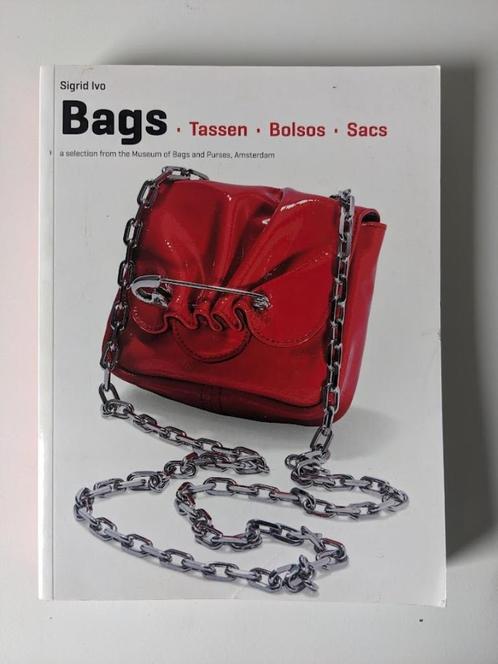 Bags - Tassen - Bolsos - Sacs - Sigrid Ivo, Boeken, Overige Boeken, Zo goed als nieuw, Ophalen of Verzenden