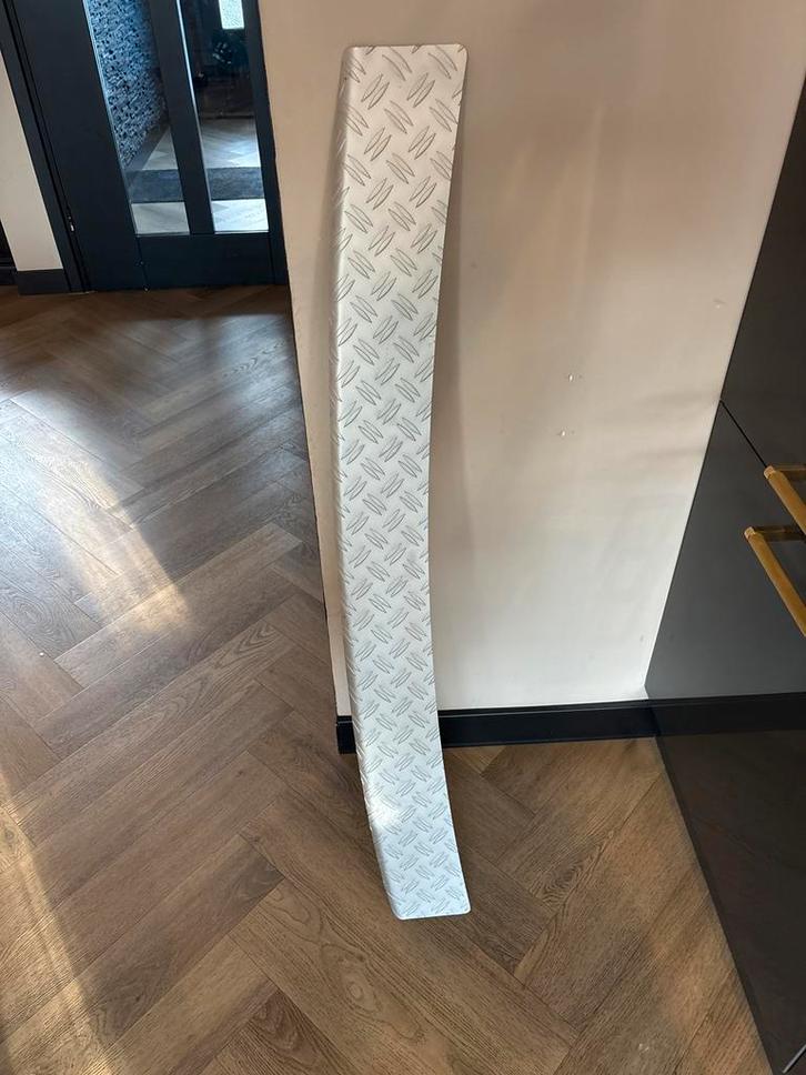 VW Caddy bumperbeschermer oud model, Auto-onderdelen, Carrosserie en Plaatwerk, Bumper, Volkswagen, Voor, Nieuw, Ophalen of Verzenden