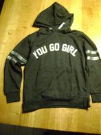 Zwarte hoodie met tekstprint maat 134/140, Ophalen of Verzenden, Gebruikt, Meisje, Trui of Vest