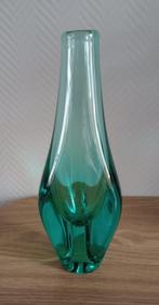 Zelezny Brod Sklo Union Glassworks vaas groen, Tsjechië, Antiek en Kunst, Ophalen of Verzenden
