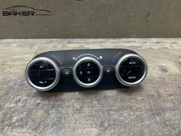 Kachelbedieningspaneel Alfa Romeo Giulietta ('10-'21) beschikbaar voor biedingen