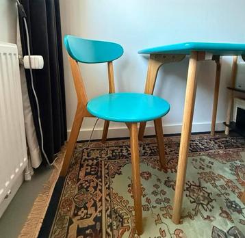 Retro Blauwe tafel of bureau met twee stoelen vintage beschikbaar voor biedingen