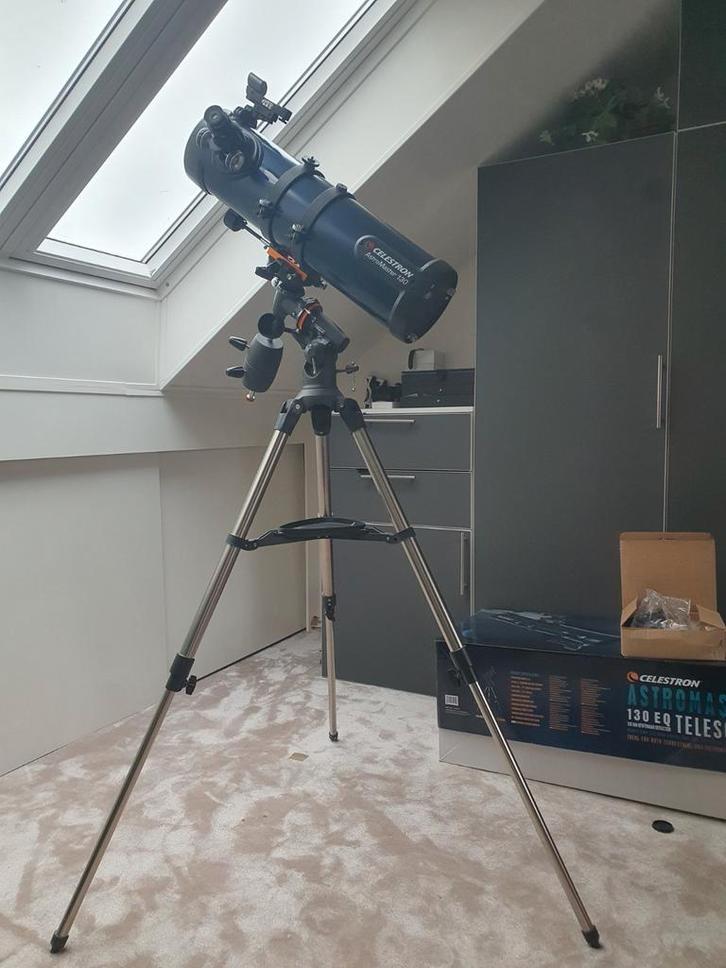 Celestron AstroMaster 130EQ  reflector Telescoop, Audio, Tv en Foto, Optische apparatuur | Telescopen, Zo goed als nieuw, Spiegeltelescoop (reflector)