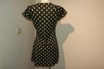King Louie stretch jurk polkadot dennen groen witte stippen, Kleding | Dames, Maat 38/40 (M), Verzenden, Zo goed als nieuw, Knielengte