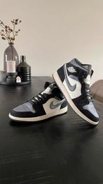 Nike Air Jordan 1 Mid 40,5 Black/Smoke, Kleding | Heren, Schoenen, Ophalen of Verzenden, Zo goed als nieuw, Zwart