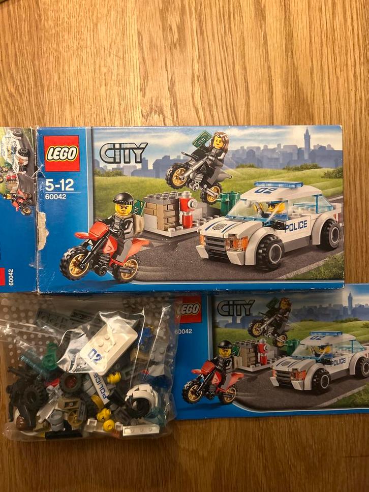 Lego City 60042 Boevenjacht - op politiepet na Compleet!, Kinderen en Baby's, Speelgoed | Duplo en Lego, Zo goed als nieuw, Lego