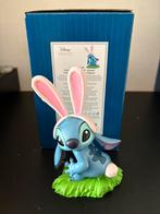 Disney Stitch Showcase collection beeld, easterbunny, Verzamelen, Disney, Ophalen of Verzenden, Overige figuren, Zo goed als nieuw