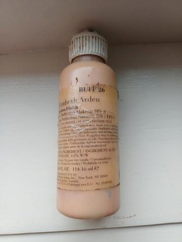 Foundation Elizabeth Arden grootverpakking 45 ml buff 26 beschikbaar voor biedingen