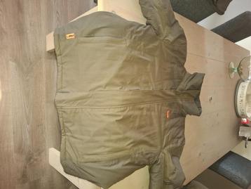 Fox winter Carp suit en waadpak beschikbaar voor biedingen