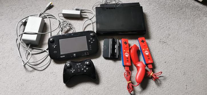 Nintendo WIIU met Zelda, Mario en Donkey Kong, Spelcomputers en Games, Spelcomputers | Nintendo Wii U, Gebruikt, Met 3 controllers of meer