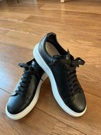 Alexander McQueen sneaker Larry zwart maat 45, Zwart, Ophalen of Verzenden, Sneakers of Gympen, Zo goed als nieuw