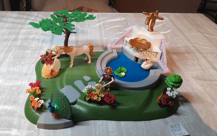 4137 prinsje, prinsesje bij fontein met eenhoorn, Kinderen en Baby's, Speelgoed | Playmobil, Zo goed als nieuw, Complete set, Ophalen of Verzenden