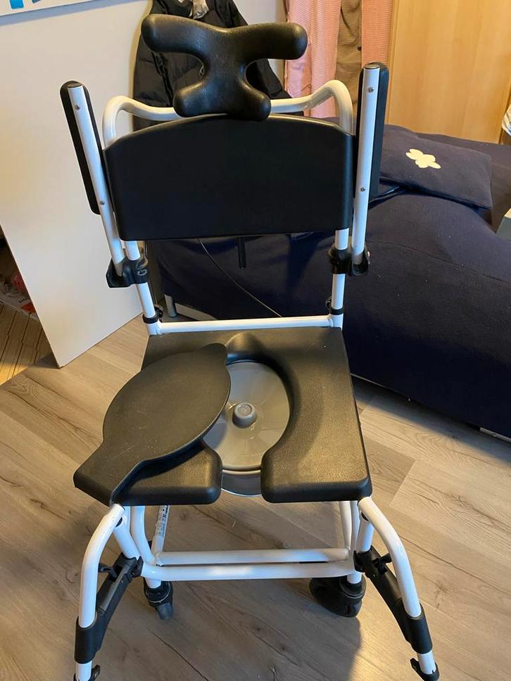 Douche kantelstoel/incl postoel, Diversen, Verpleegmiddelen, Ophalen