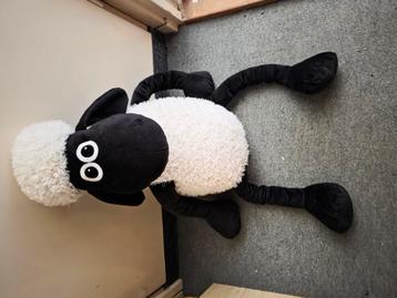 Te koop  mooie knuffel  shaun het schaap  beschikbaar voor biedingen