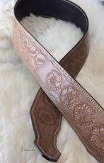 GB003 tuigleer gitaarband handmade guitarstrap western bloem, Verzenden, Nieuw, Elektrische basgitaar