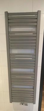 Radiator, Doe-het-zelf en Verbouw, Verwarming en Radiatoren, Ophalen of Verzenden, Zo goed als nieuw, Radiator, 80 cm of meer