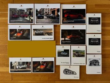Brochures Porsche Macan, Cayenne, Taycan, Panamera  beschikbaar voor biedingen