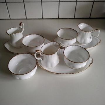 3 x richmond  wit roomstel beschikbaar voor biedingen