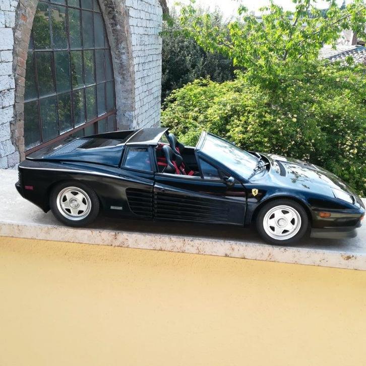 Pocher Testarossa CONVERTEERBAAR 1/8 diverse modellen Pocher, Hobby en Vrije tijd, Modelauto's | 1:5 tot 1:12, Zo goed als nieuw