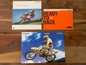 Motorcross brochure folder Suzuki, Honda en KTM 2006 (3x) beschikbaar voor biedingen