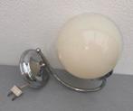 Vintage Wandlamp met Glazen Bol, Ophalen of Verzenden, Gebruikt, Glas, Vintage