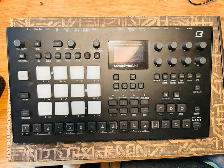 Elektron Analog Rytm MKII - Compleet met Doos, Muziek en Instrumenten, Drumcomputers, Zo goed als nieuw, Overige merken, Ophalen of Verzenden
