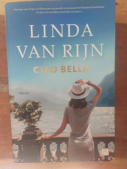 Linda van Rijn - Ciao Bella, Boeken, Thrillers, Zo goed als nieuw, Nederland, Ophalen of Verzenden