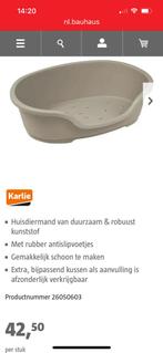 Karlie kunststof hondenmand grijs/beige - 95 cm - 2 stuks, Dieren en Toebehoren, Hondenmanden, Ophalen, Zo goed als nieuw, Overige