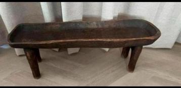 Antieke afrikaanse salontafel hout.  beschikbaar voor biedingen