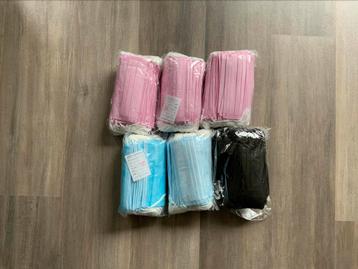 Doos gezichts maskers 300 st beschikbaar voor biedingen