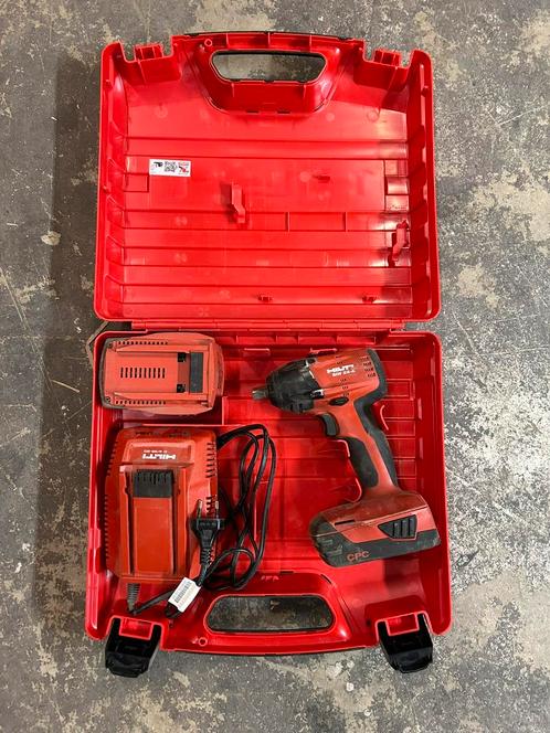 Hilti slagmoersleutel SIW 6AT-22 met acculader en extra accu, Doe-het-zelf en Verbouw, Gereedschap | Boormachines, Gebruikt, 600 watt of meer