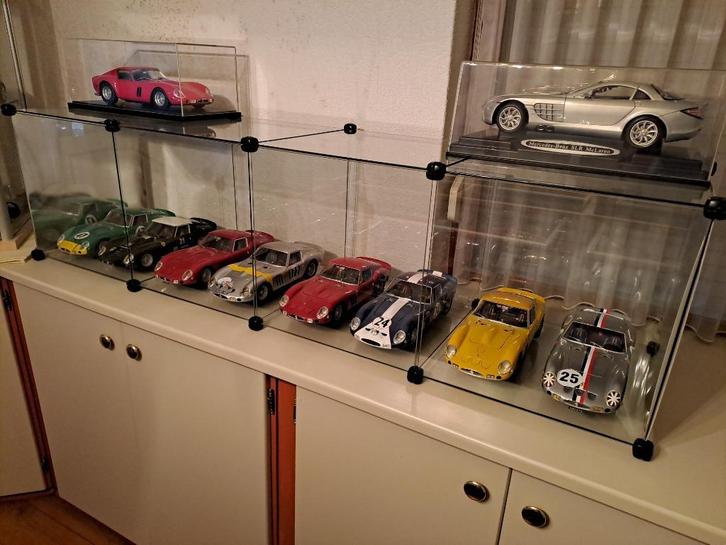 3X Ferrari 250 GTO van Revell, schaal 1:12., Hobby en Vrije tijd, Modelauto's | 1:5 tot 1:12, Zo goed als nieuw, Auto, 1:9 t/m 1:12