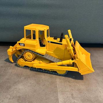 Bruder CAT Bulldozer beschikbaar voor biedingen