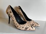 The Kooples leren pumps met print maat 39, Kleding | Dames, The Kooples, Beige, Ophalen of Verzenden, Schoenen met hoge hakken