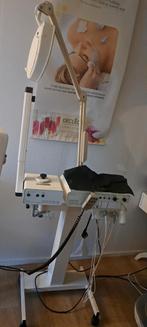 Vapozone en werk kar met gezichts borstels en meer, Ophalen