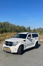 Dodge  Nitro 2010 3,7 lpg , nieuwe apk grijskenteken, Auto's, Automaat, 3700 cc, Zwart, Wit