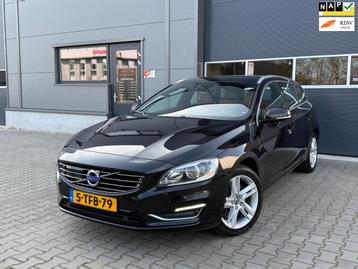 Volvo V60 2.4 D6 AWD Plug-In Hybrid Summum beschikbaar voor biedingen